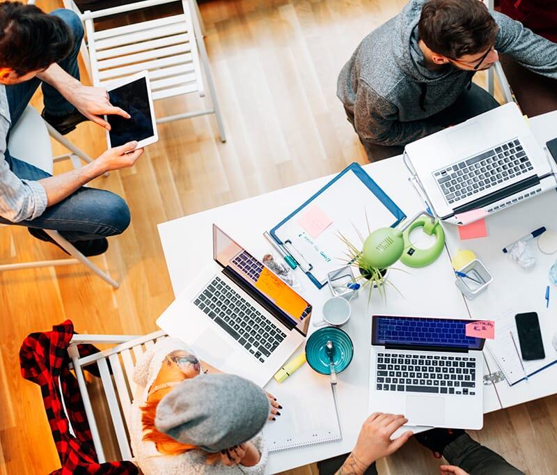 Geen aparte software, eenvoudig backoffice CMS Beheer Systeem